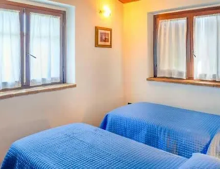 Palazzata Sleeps 8 With Pool And Wifi *